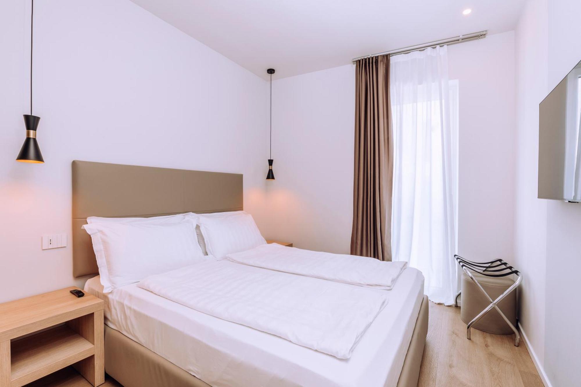 Ah Porticcioli Boutique Apartments 圣菲利斯·德尔·贝纳茨 外观 照片