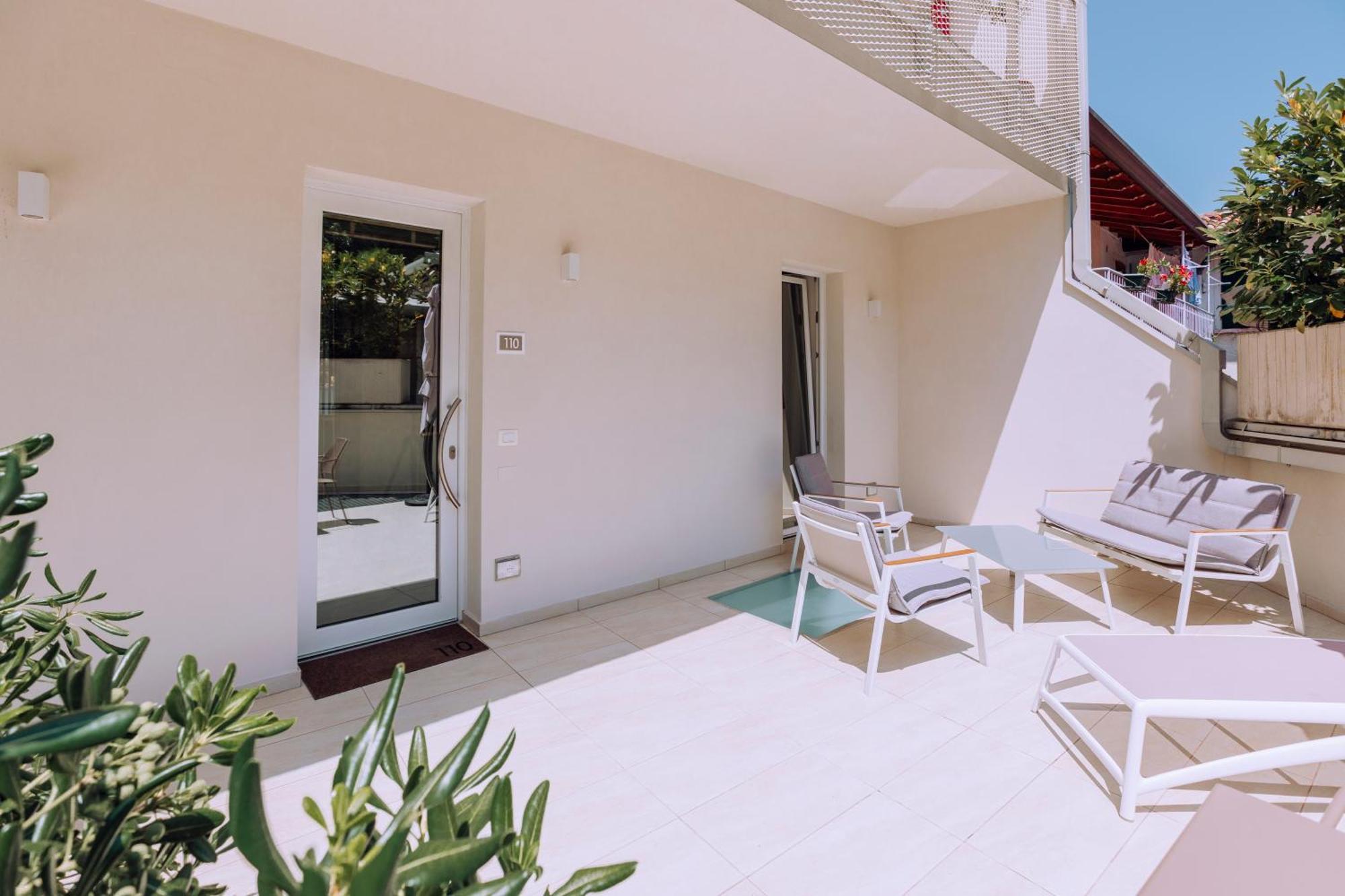 Ah Porticcioli Boutique Apartments 圣菲利斯·德尔·贝纳茨 外观 照片